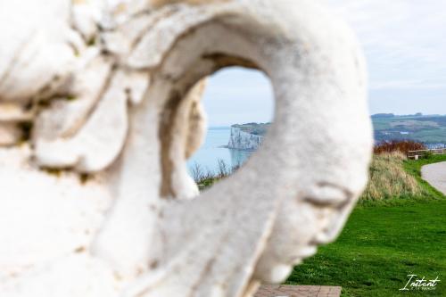 En haut des falaises